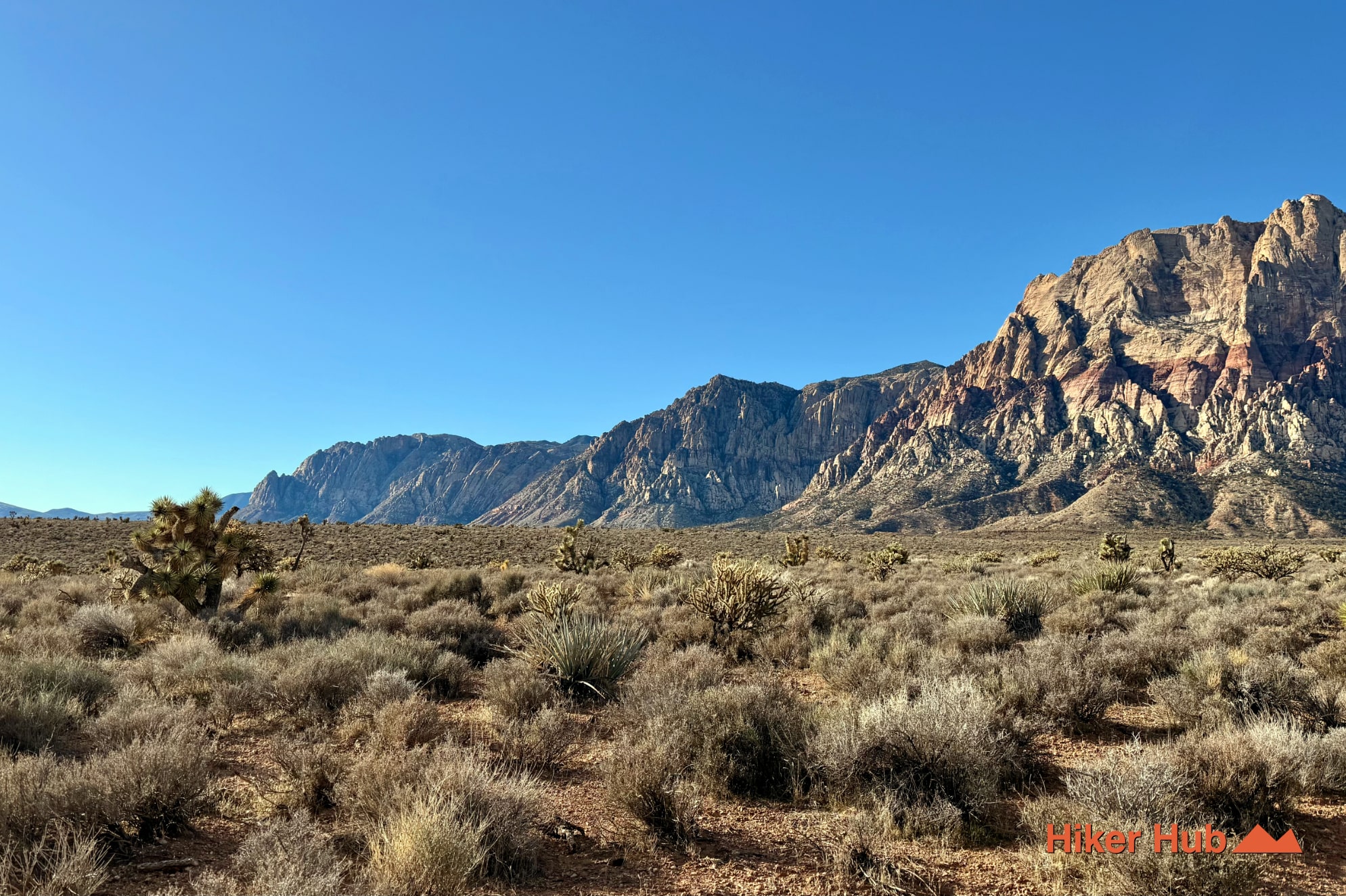 Knoll via Arnight & Oak Creek Canyon Trail desert canyon scenery