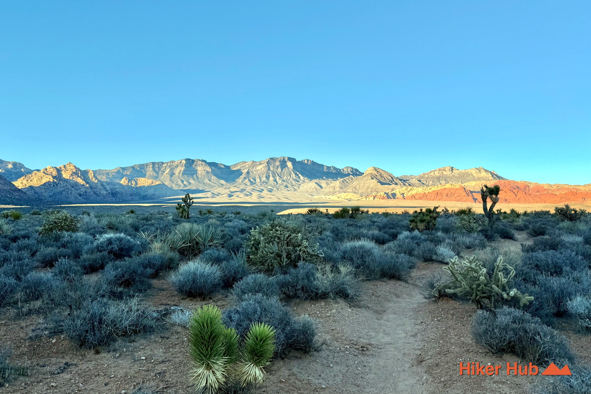 Knoll via Arnight & Oak Creek Canyon Trail desert canyon scenery