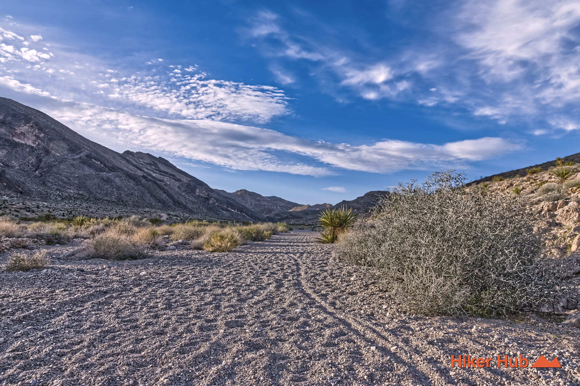 Buckskin Cliff Shadows Loop desert canyon scenery