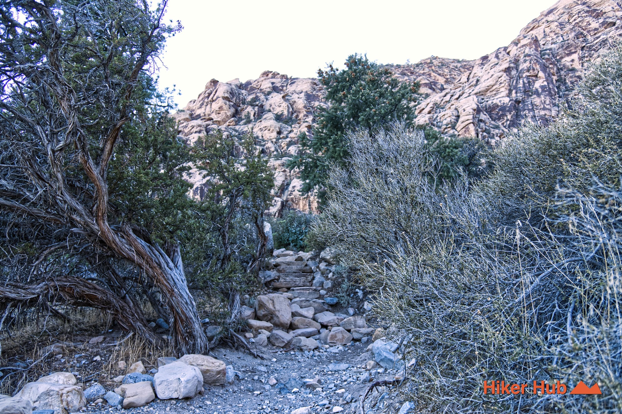 Lost Creek Canyon Trail desert canyon scenery