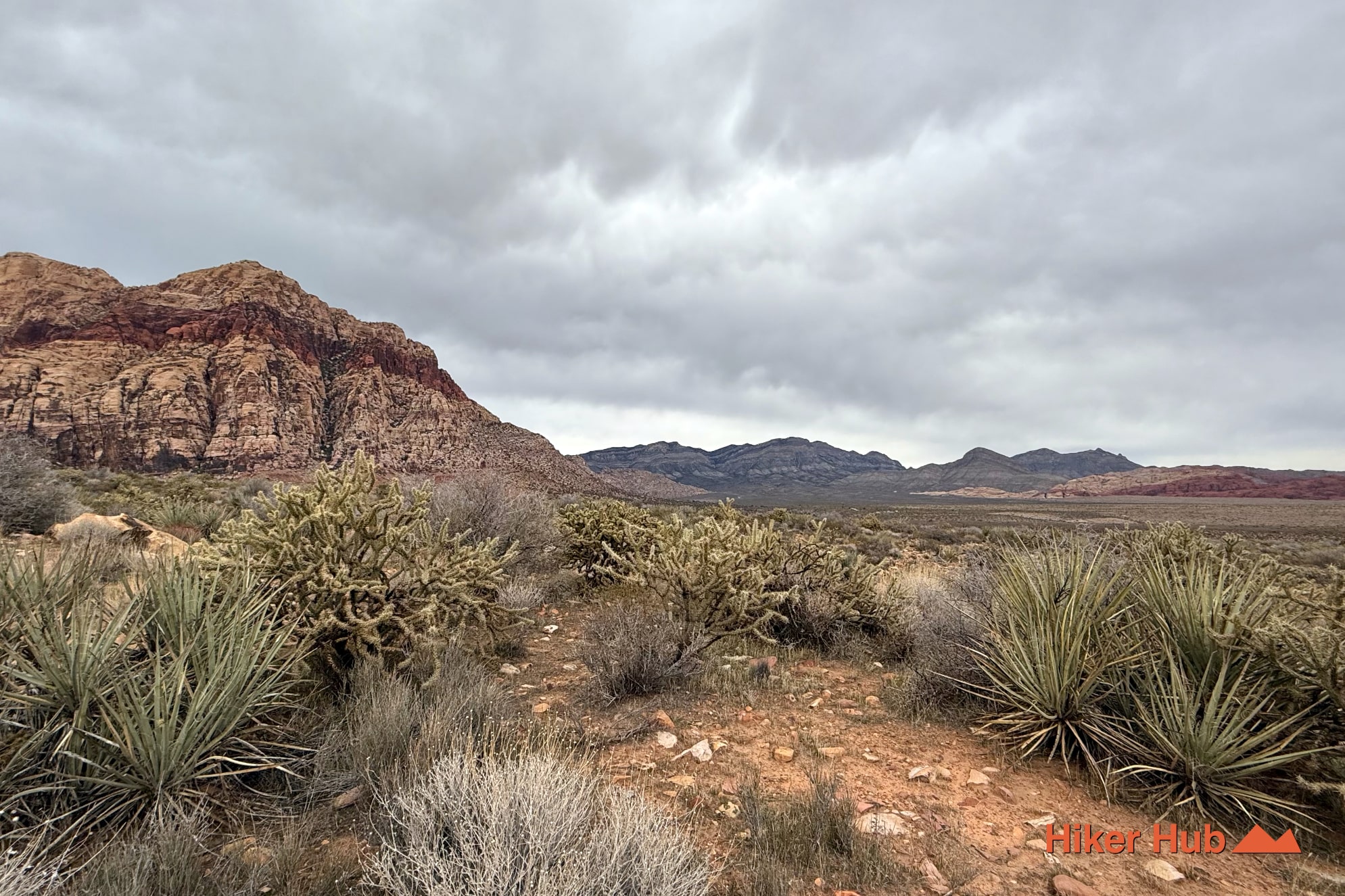 Oak Creek–Pine Creek Canyon Loop (Arnight & Knoll Traverse) desert canyon scenery